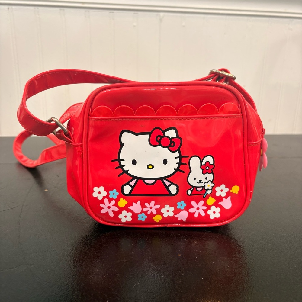 Vintage 2001 Sanrio Smiles Hello
Kitty Cathy Bunny Red Plastic
Purse Bag Handbag